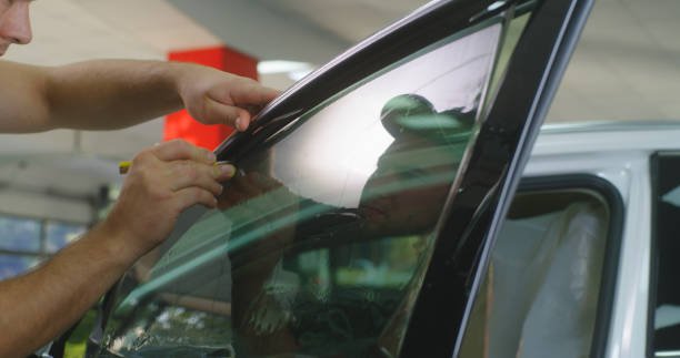Auto Glass Repair Vs Replacement Costs Explained
